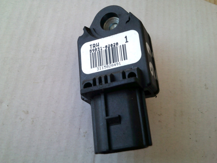 Senzor impact Lexus IS220, cod 89831-92020, an 2005-2013 [2]