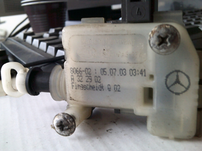 Motoras deschidere rezervor Mercedes E-Class, W211, A322902, an 2002-2009 [2]