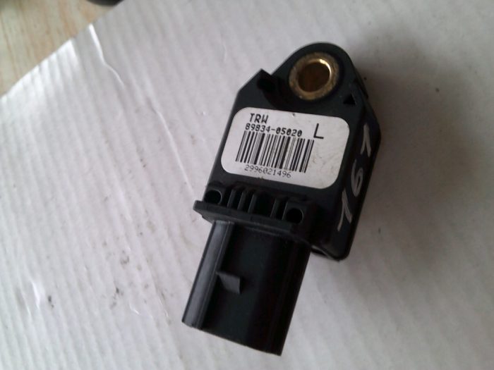 Senzor impact Toyota Avensis T25, cod 89834-05020, an 2003-2008 [2]