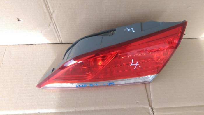 Stop dreapta haion, capota portbagaj Hyundai i40, sedan limuzina, 92404-3Z300, an 2011-2015 [2]
