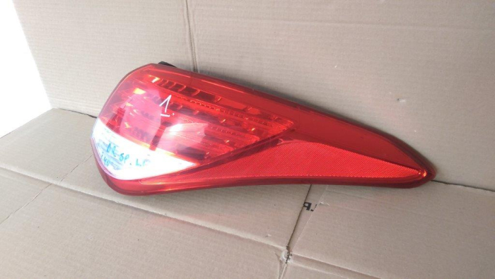 Stop dreapta Hyundai i40, sedan limuzina, 92402-3Z3, an 2011-2015 [2]