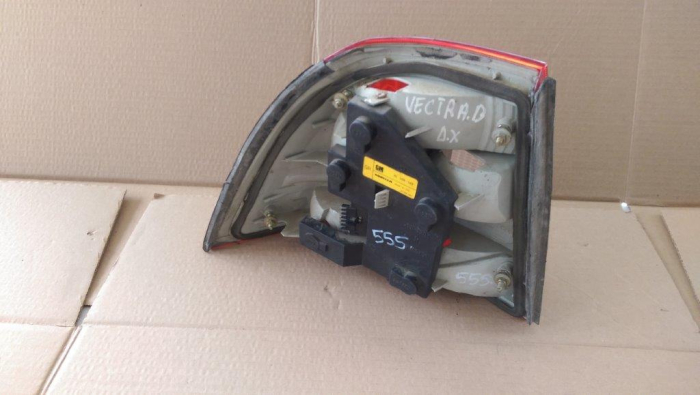 Stop dreapta Opel Vectra B, sedan, berlina, 90568049, 37360748, an 1995-2002 [3]