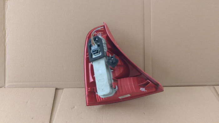 Stop dreapta Renault Clio 2, hatchback, 8200071414, an 1998-2005 [3]