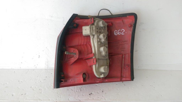Stop stanga Audi A4 B6, combi, 8E9945095, an 2001-2004 [3]