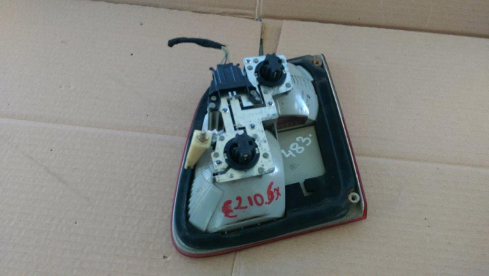 Stop stanga haion, usa portbagaj Mercedes E-Class, W210, combi, A2108205964, an 1995-2003 [3]
