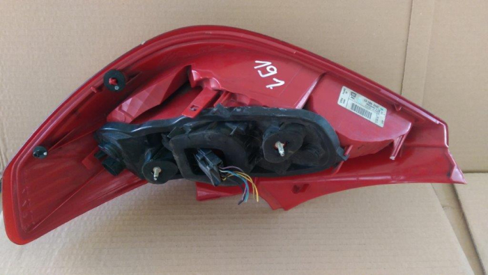 Stop stanga Opel Corsa D, 89037367, 13186350, coupe / 2 usi an 2006-2014 [2]