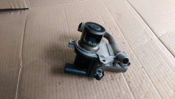 Supapa EGR Renault Megane 3, motor 1.5 dci, cod 8200836385, 8200846454C, an 2008-2015  [2]