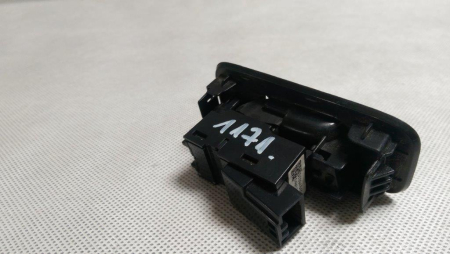 Butoane fata dreapta pentru Volvo V40 I, cod 31394840 [1]