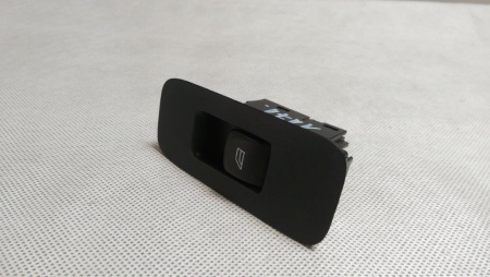 Electrica si electronica auto - Butoane fata dreapta pentru Volvo V40 I, cod 31394840