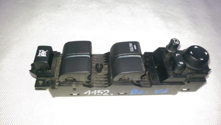 Electrica si electronica auto - Bloc butoane geamuri si oglinzi usa fata stanga Mazda 3 BL, an 2008-2013