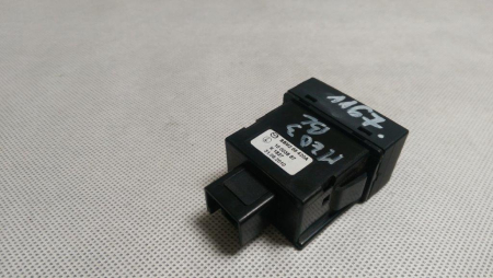 Buton incalzire scaun Mazda 3 BL, BBM266420A, an 2008-2013 [1]