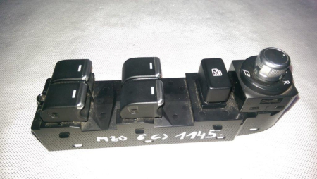 Electrica si electronica auto - Bloc butoane geamuri si oglinzi usa fata stanga Mazda 6 GJ, an 2012-2018