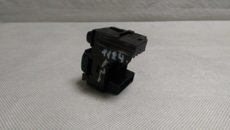 Buton reglaj oglinzi Toyota Avensis T27, an 2009-2015 [1]