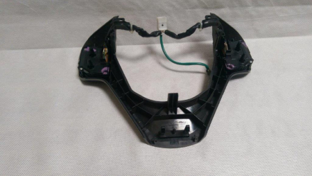 Butoane comenzi volan cu grila Toyota Avensis T27, 45100-05570D, an an 2009-2015 [1]