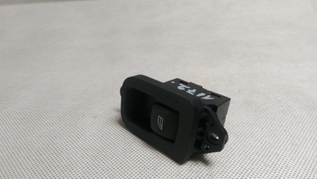 Electrica si electronica auto - Buton geam electric usa spate stanga - dreapta Volvo S40, V50, 31295736, an 2004-2012