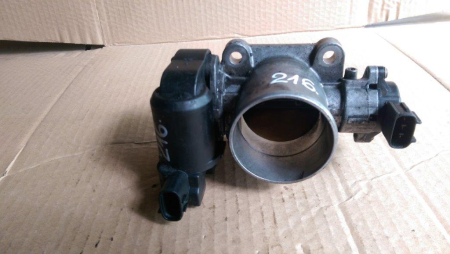 Clapeta acceleratie - Clapeta acceleratie Toyota Rav 4 XA30, motor 2.2 diesel, cod 192300-2010, an 2005-2012