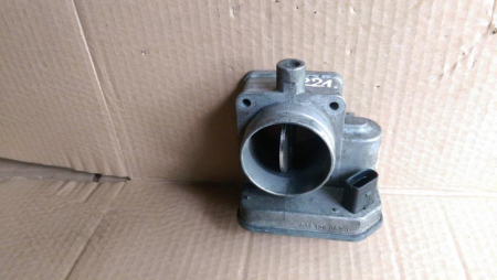 Clapeta acceleratie - Clapeta acceleratie VW Golf 5, motor 1.9 SDI, cod 038128063J, an 2003-2009