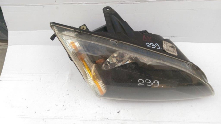 Faruri - Far dreapta Ford Focus 2, facelift, 4M51-13W029-KE, an 2004-2011