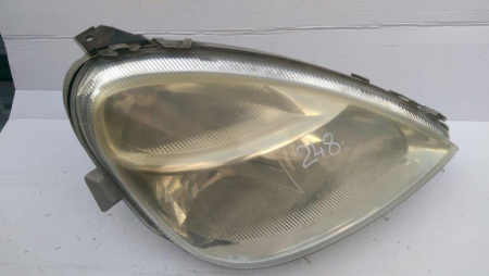 Far dreapta Mercedes A-Class W168, an 1997-2004 [1]