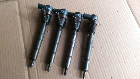 Injector Alfa Romeo 159, motor 1.9 Jtdm, cod 0445110159, an 2004-2009 [1]