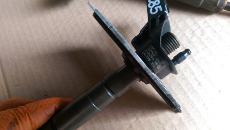 Injector Audi A6 4F C6, motor 3.0tdi, cod 059130277AH, 0445115052, an 2004-2010 [2]