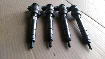Injector BMW Seria 1 E81 E87, Seri 3 E90 E91, motor 2.0 d, N47, cod 7798446, 0445110289, an 2004-2011 [1]