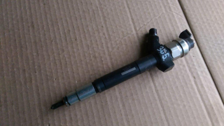 Injector pentru Ford Transit , motorizare 2.2 diesel, cod 095000-5801 [1]