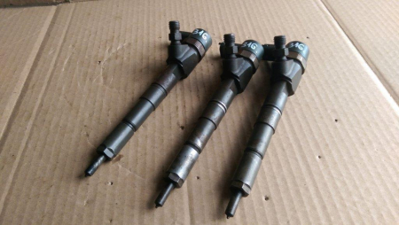 Motoare si anexe - Injector Opel Astra H, motor 1.9cdti, cod 0445110243, an 2004-2010