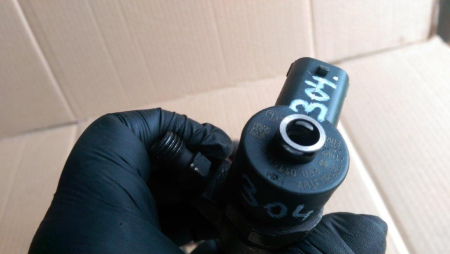 Injector Opel Corsa C, motor 1.3cdti, cod 0445110083, an 2003-2009 [3]