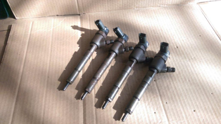 Motoare si anexe - Injector Opel Corsa D, motor 1.3 cdti, cod 0445110183, an 2006-2011