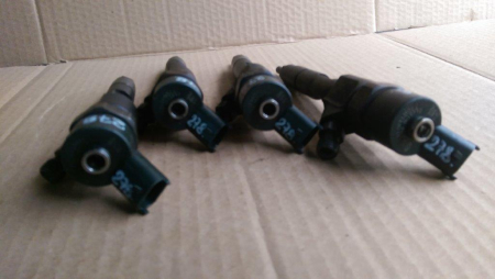 Injector Renault Trafic, Opel Vivaro, motor 1.9dci, cod 7700111014, 0445110021, an 2000-2010 [2]