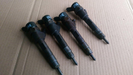 Injectie - Injector Renault Trafic, Opel Vivaro, motor 1.9dci, cod 7700111014, 0445110021, an 2000-2010