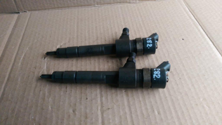 Injector Opel Zafira B, motor 1.9 CDTI, cod  0445110165, an 2005-2011 [1]