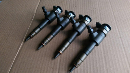 Motoare si anexe - Injector Peugeot 308 I, motor 1.6 Hdi, cod 0445110739, an 2010-2018