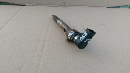 Injector pentru Renault Megane 2, motorizare 1.5 diesel, cod 8200380253   ,   H8200294788 [2]