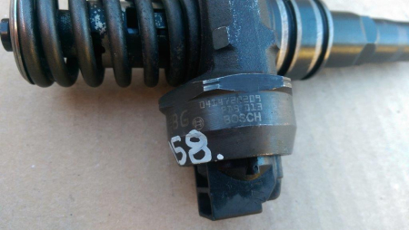 Injector pentru Volkswagen Passat B5, motorizare 1.9 diesel, cod 038130073AN   ,   0414720209   ,   PDB013 [2]