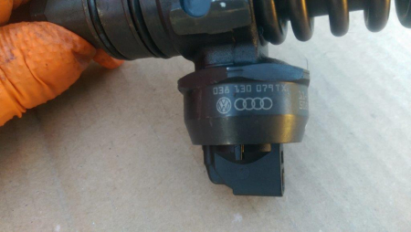 Injector VW Passat B6, 1.9 tdi, 038130079TX, 0986441518, an 2005-2010 [3]