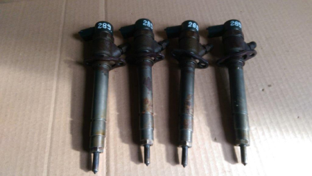 Injectie - Injector Volvo XC70, V70, S60, motor 2.4d, cod  8658352, 0445110078, an 2001-2006