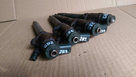 Injector Volvo XC70, V70, S60, motor 2.4d, cod  8658352, 0445110078, an 2001-2006 [2]