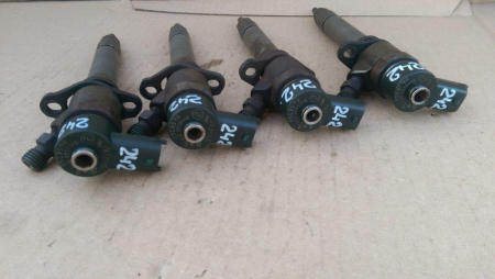 Injector Volvo XC90, motor 2.4d, cod 8658352, 0445110078, an 2002-2009 [1]