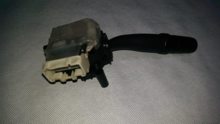 Manete semnalizare si stergatoare - Maneta semnalizare Toyota Avensis T25, 8414005110, 84140-05110, an 2003-2009
