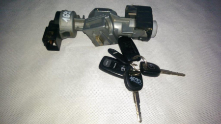 Module si calculatoare - Contact auto cu cheie (2 buc) Mazda 3 BK, 3M51-3F880-AA, an 2003-2009