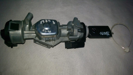 Contact auto cu cheie Mazda 3 BL, 3M51-3F880-AC, an 2008-2013 [1]