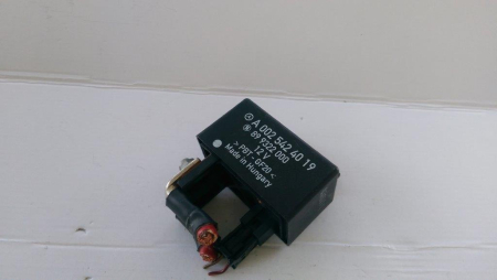 Releu bujii Mercedes Mercedes Sprinter W906 , W907, COD 899322000, A0025424019, an 2006-2016 [1]