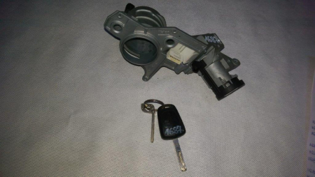 Module si calculatoare - Contact auto cu cheie (2 buc) Opel Astra H, N0501882, an 2004-2010