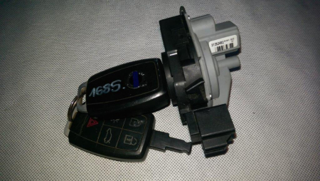 Contact auto cu cheie (2 buc) Volvo S40, V50, 31252482, an 2004-2012 [1]
