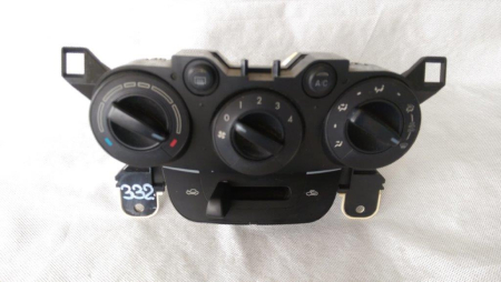 Panou comanda climatizare - Panou comanda aer conditionat, clima Mazda 2 DE, D6518G30, an 2007-2014