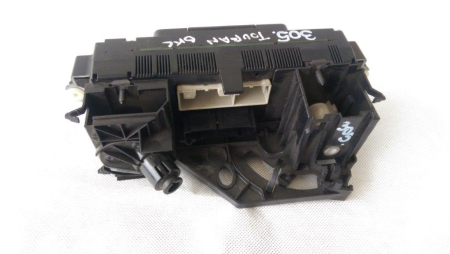 Panou comanda AER ,  VW Touran Golf 5, Passat B6 , an 2003-2010 [1]