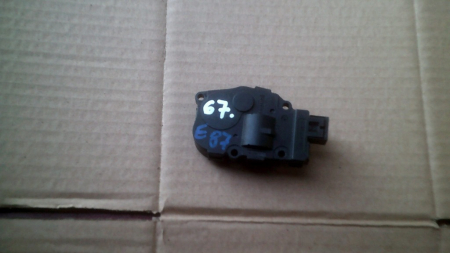 Senzori - Motoras clapeta aeroterma bord BMW Seria 1 E81 E87, Seria 3 E90 E91, 113930-0711, an 2004-2011