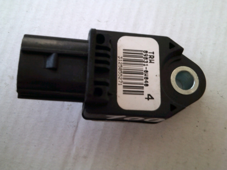Senzor impact Lexus IS220, cod 89831-0W040, an 2005-2010 [1]